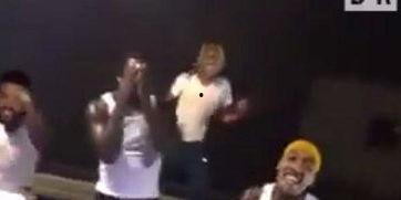 美媒搞笑爆料视频,揭秘那些让人捧腹大笑的幕后花絮